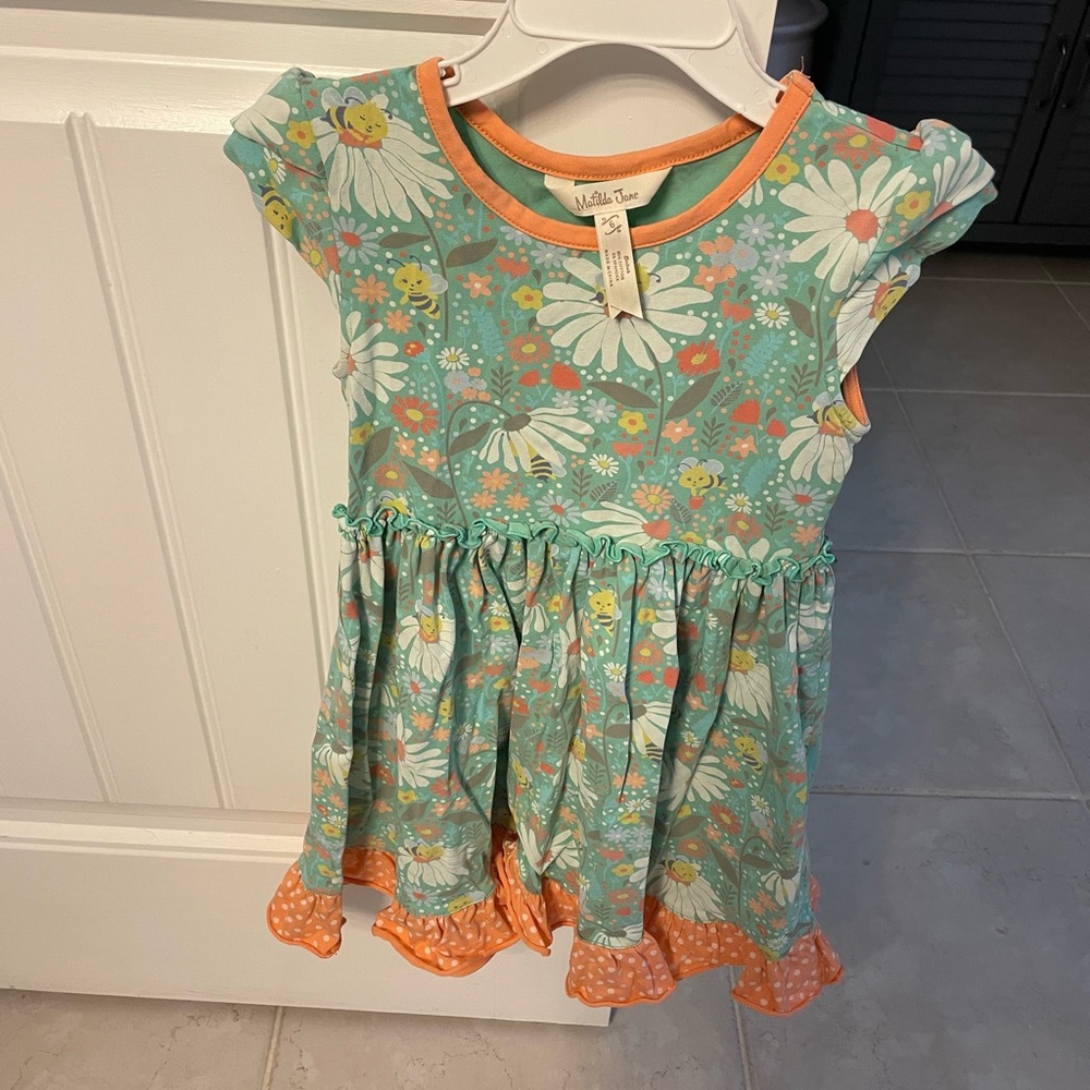 Excellent condition adorable spring dress!